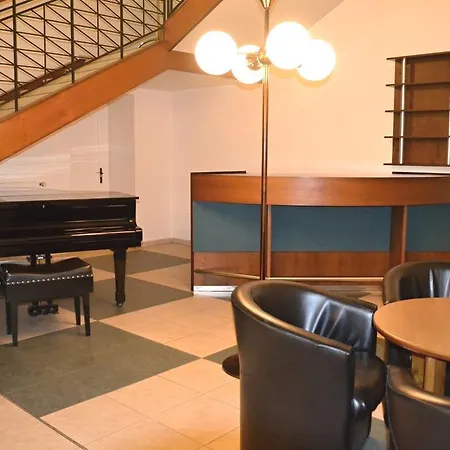 Szálloda Masarykova Kolej 3*